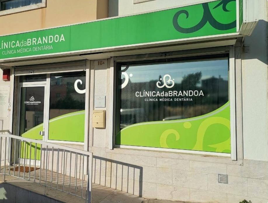 Vhq-Clínica Médica Dentária da Brandoa Lda